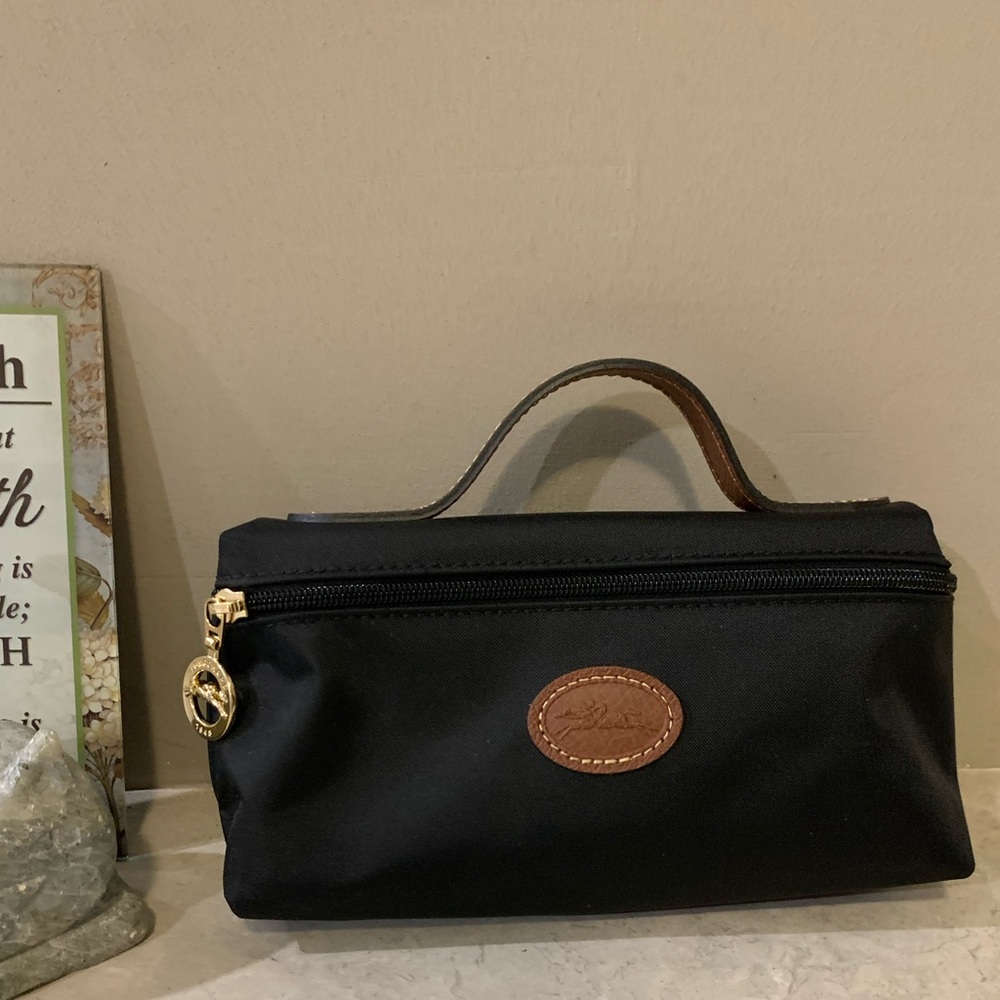 Longchamp Pouch